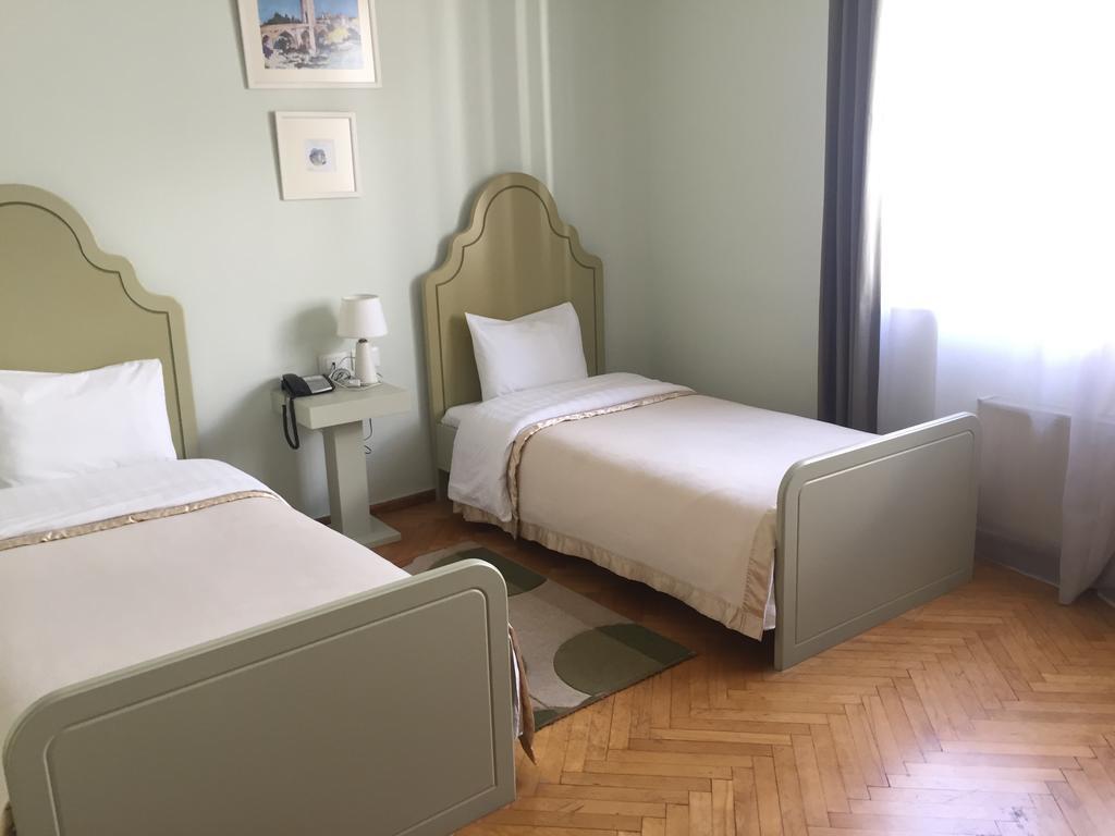 Hotel De Paris تيرانا المظهر الخارجي الصورة